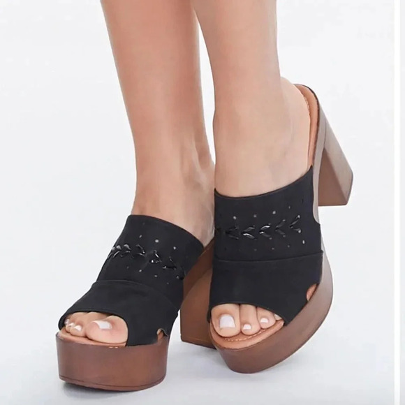 YOKI Platform Chunky Heels - Picture 1 of 7